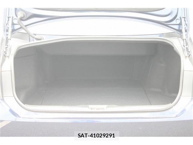 Toyota CROWN SEDAN 2022-05 7453680-17
