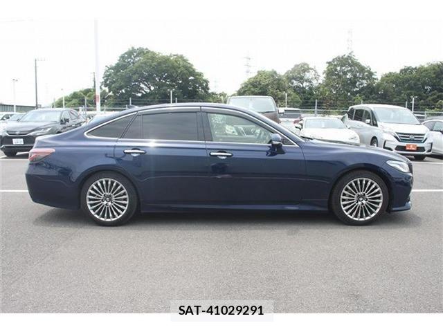Toyota CROWN SEDAN 2022-05 7453680-7