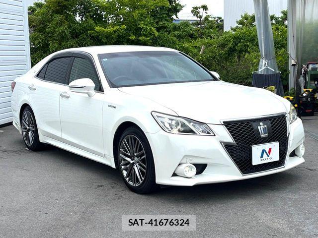Toyota CROWN SEDAN 2014-06 7453685-16