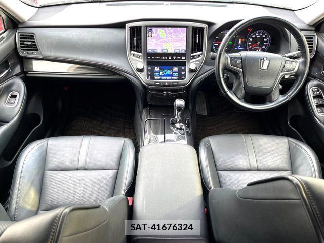 Toyota CROWN SEDAN 2014-06 7453685-1