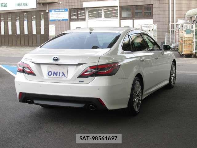 Toyota CROWN SEDAN 2018-12 7453669-9
