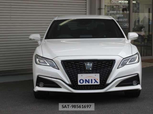 Toyota CROWN SEDAN 2018-12 7453669-4