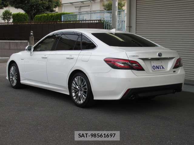 Toyota CROWN SEDAN 2018-12 7453669-7