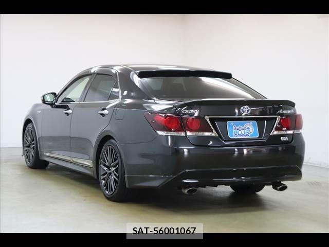 Toyota CROWN SEDAN 2014-11 7453688-19