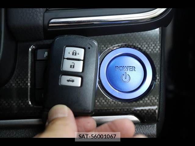 Toyota CROWN SEDAN 2014-11 7453688-7