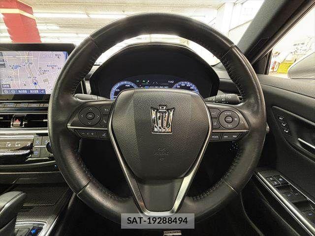 Toyota CROWN SEDAN 2021-05 7453670-10