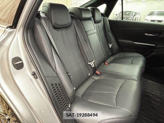 Toyota CROWN SEDAN 2021-05 7453670-8