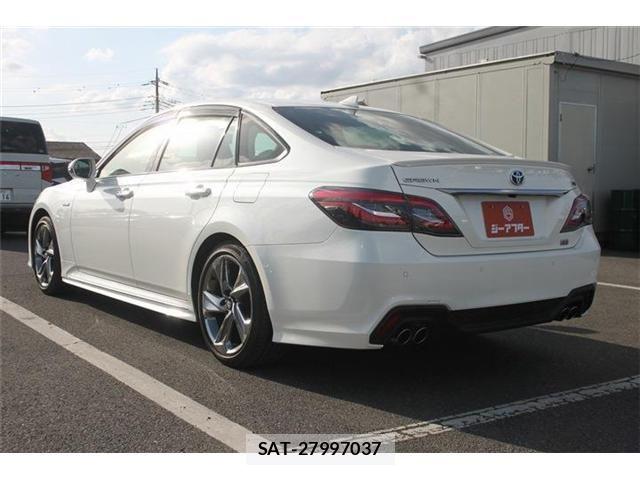 Toyota CROWN SEDAN 2019-03 7453677-14