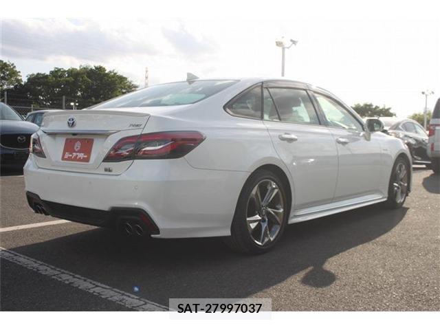 Toyota CROWN SEDAN 2019-03 7453677-18