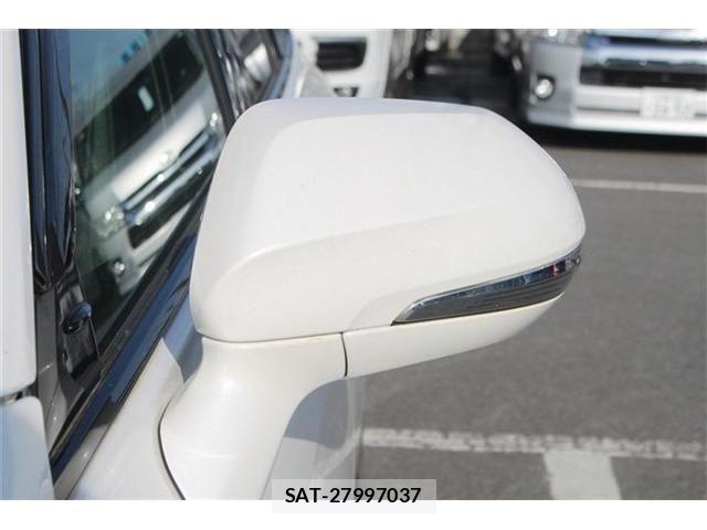 Toyota CROWN SEDAN 2019-03 7453677-21