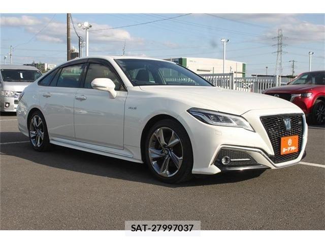 Toyota CROWN SEDAN 2019-03 7453677-6