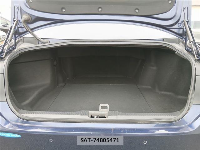 Toyota CROWN SEDAN 2019-02 7453681-16