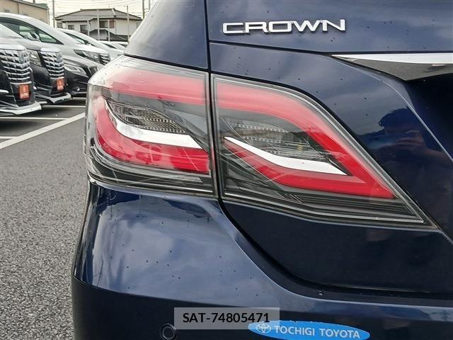 Toyota CROWN SEDAN 2019-02 7453681-27