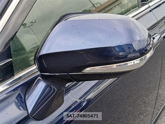 Toyota CROWN SEDAN 2019-02 7453681-29