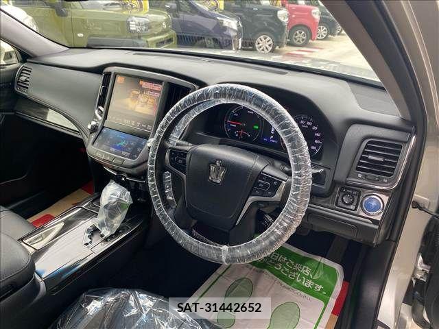 Toyota CROWN SEDAN 2013-05 7453695-3