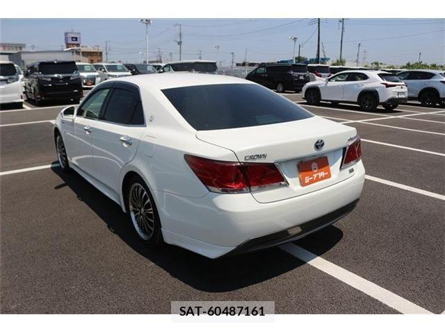 Toyota CROWN SEDAN 2013-02 7453691-10