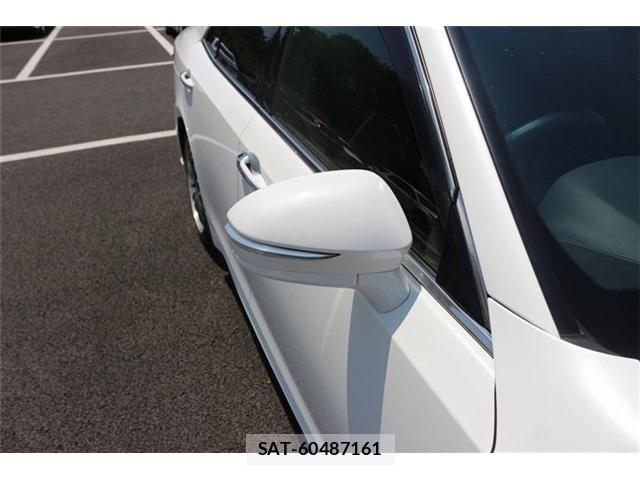Toyota CROWN SEDAN 2013-02 7453691-14