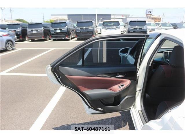 Toyota CROWN SEDAN 2013-02 7453691-20