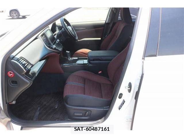 Toyota CROWN SEDAN 2013-02 7453691-23
