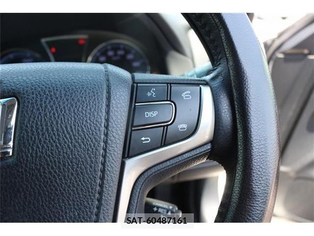 Toyota CROWN SEDAN 2013-02 7453691-24