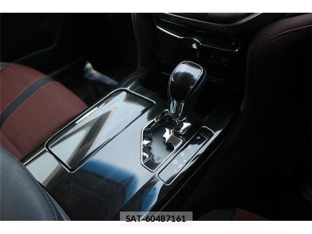 Toyota CROWN SEDAN 2013-02 7453691-27
