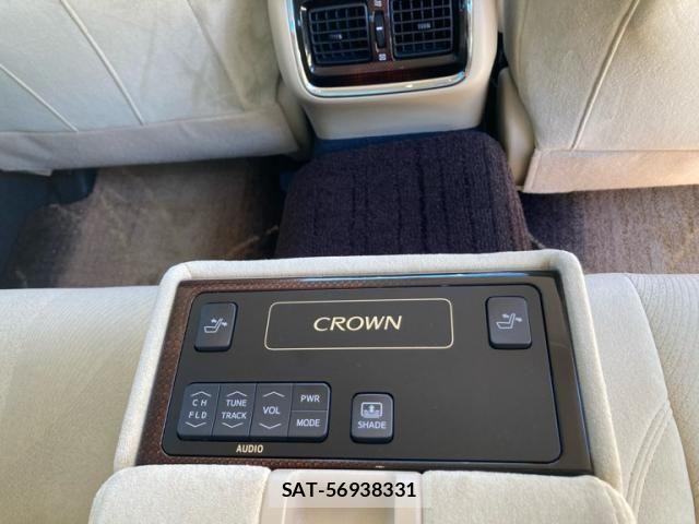 Toyota CROWN SEDAN 2016-03 7453690-15