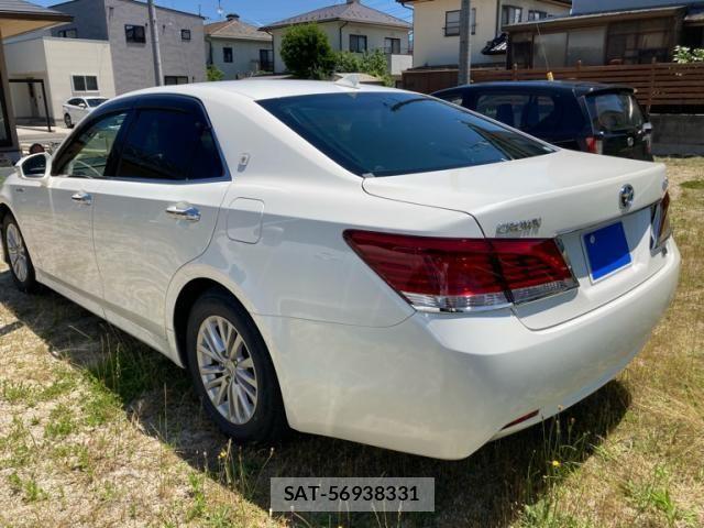 Toyota CROWN SEDAN 2016-03 7453690-4