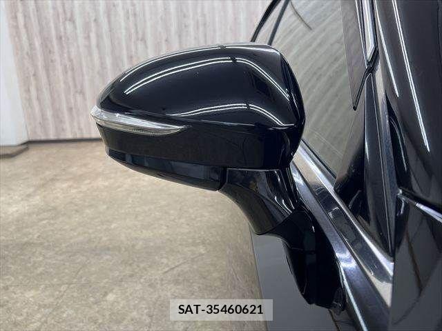 Toyota CROWN SEDAN 2016-01 7453683-25