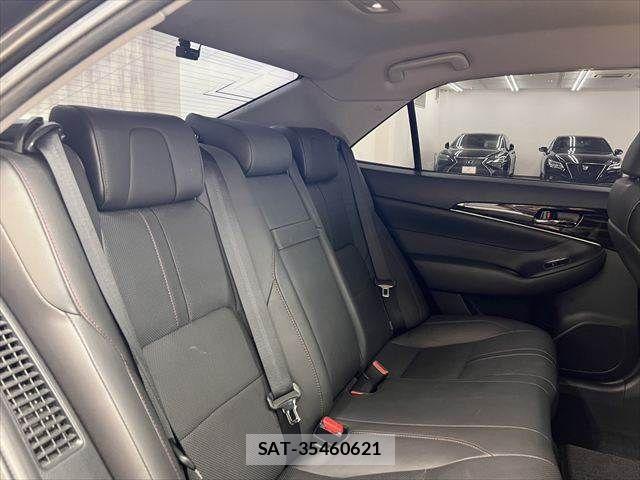 Toyota CROWN SEDAN 2016-01 7453683-7
