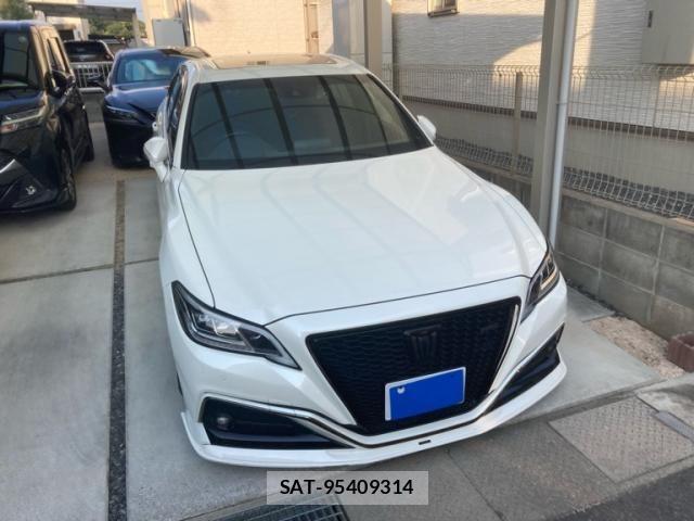 Toyota CROWN SEDAN 2018-08 7453679-0