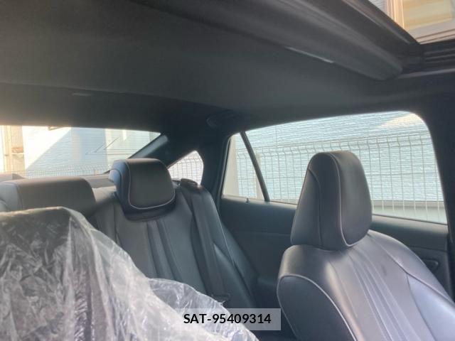 Toyota CROWN SEDAN 2018-08 7453679-11