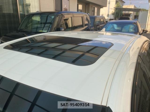 Toyota CROWN SEDAN 2018-08 7453679-1