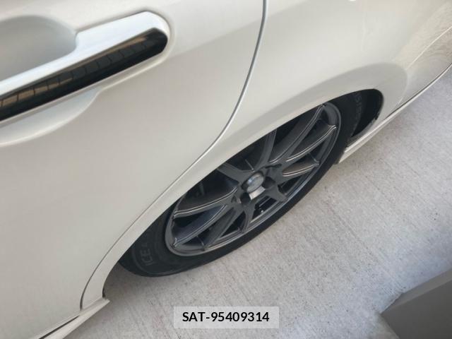 Toyota CROWN SEDAN 2018-08 7453679-6