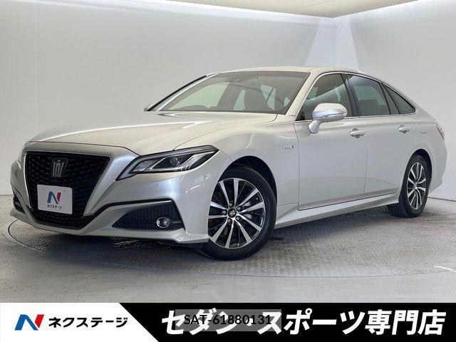 Toyota CROWN SEDAN 2019-06 7453678-0
