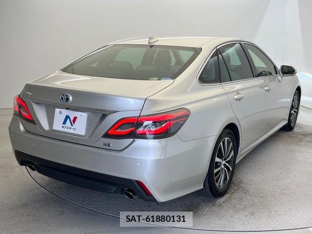 Toyota CROWN SEDAN 2019-06 7453678-17
