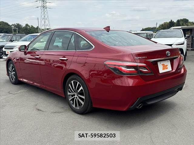 Toyota CROWN SEDAN 2019-05 7453673-12