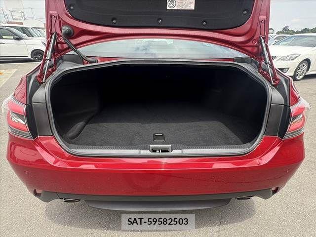 Toyota CROWN SEDAN 2019-05 7453673-18