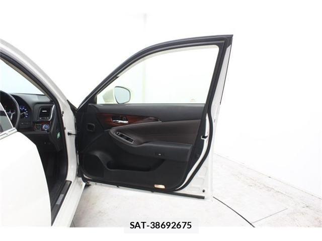 Toyota CROWN SEDAN 2014-03 7453694-29