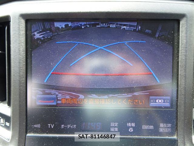 Toyota CROWN SEDAN 2013-04 7453682-23
