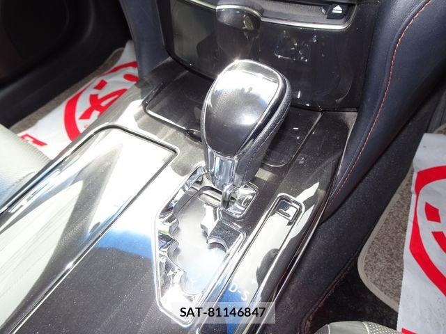 Toyota CROWN SEDAN 2013-04 7453682-25