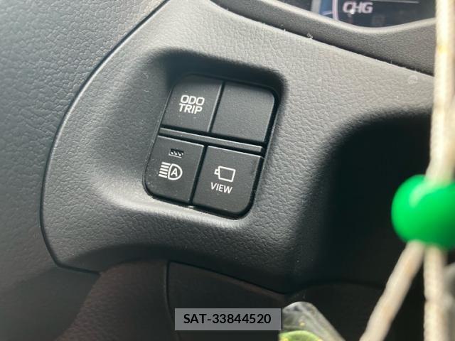 Toyota CROWN SEDAN 2021-09 7500059-13