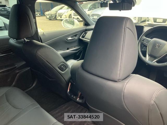 Toyota CROWN SEDAN 2021-09 7500059-21