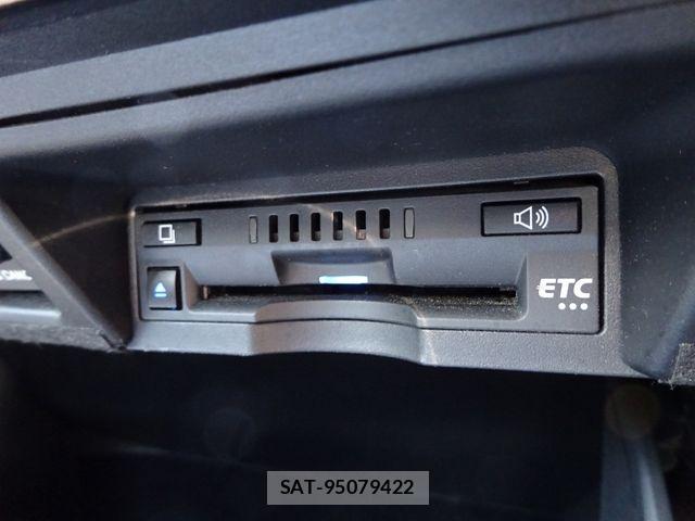 Toyota CROWN SEDAN 2019-04 7508436-11