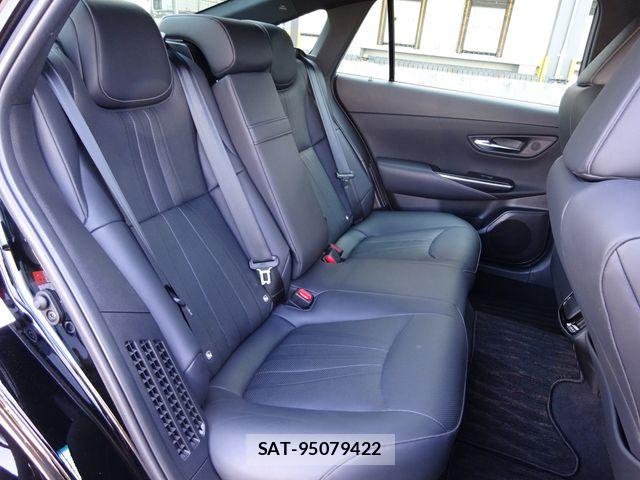 Toyota CROWN SEDAN 2019-04 7508436-14