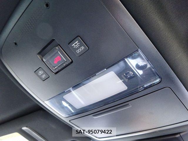 Toyota CROWN SEDAN 2019-04 7508436-24