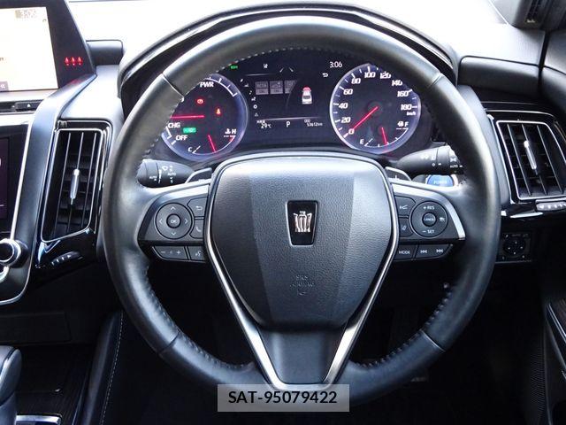 Toyota CROWN SEDAN 2019-04 7508436-4