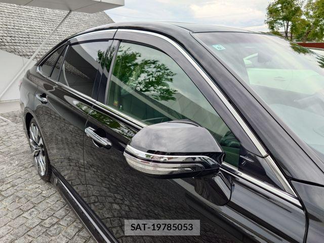 Toyota CROWN SEDAN 2021-06 7500053-4