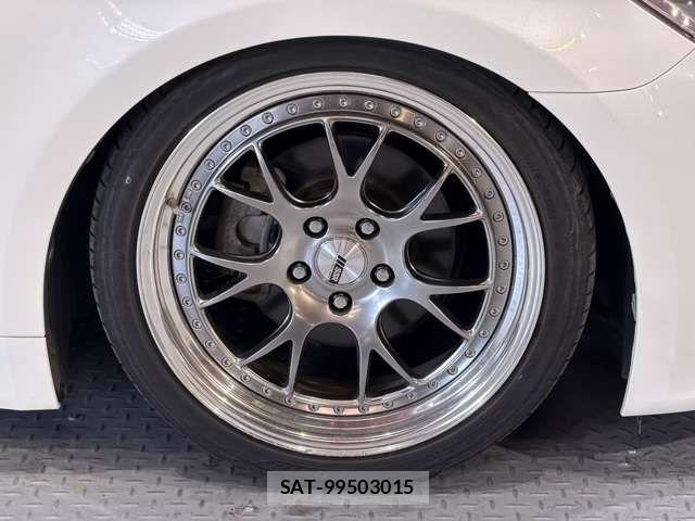 Toyota CROWN SEDAN 2013-10 7500067-16