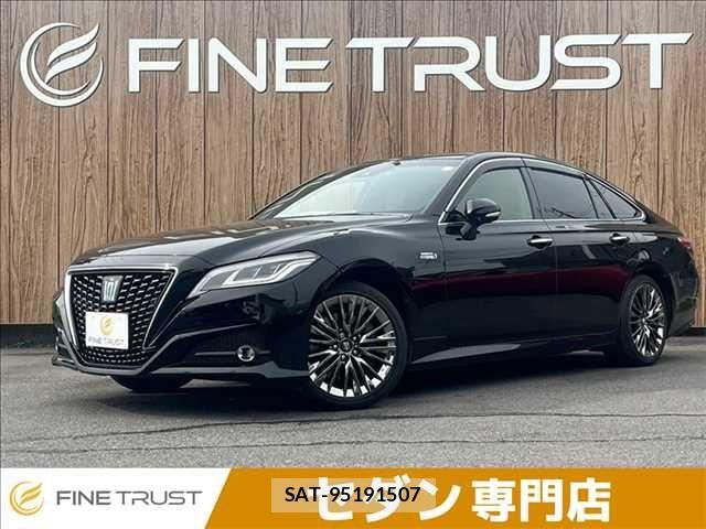 Toyota CROWN SEDAN 2019-06 7500060-0