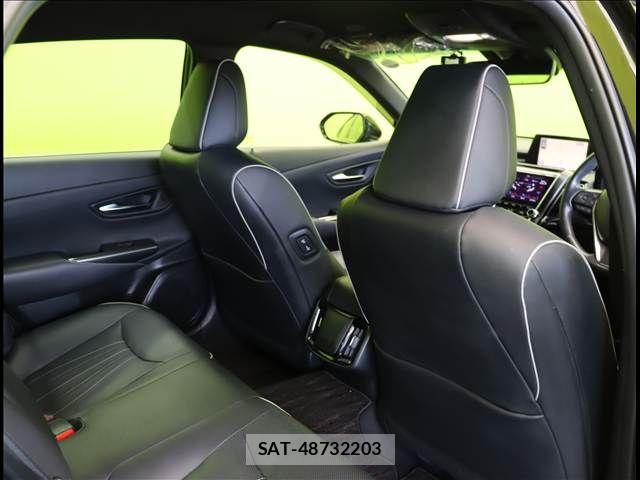 Toyota CROWN SEDAN 2020-05 7500058-24